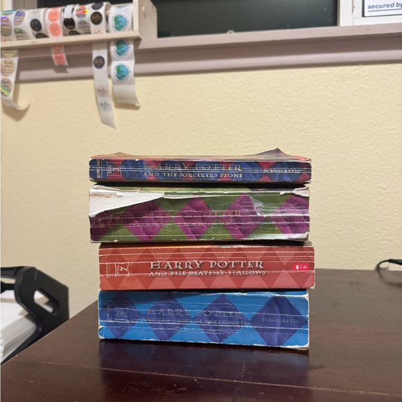 Harry Potter Paperback Book Lot - Books 1, 4, 5 And 7 - Picture 1 of 7
